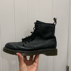 Dr. Martens 1460j. Size: 4